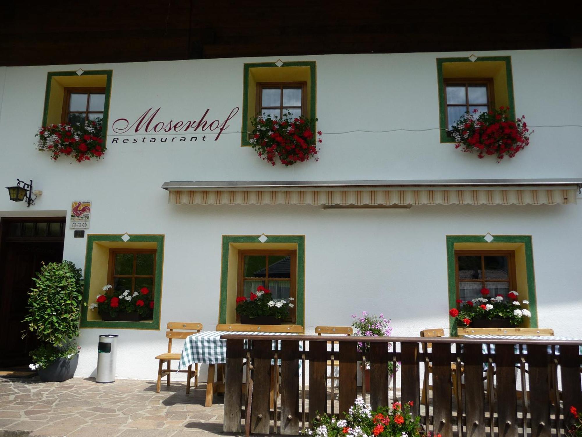Berggasthaus Agritur Moserhof Braies  Zewnętrze zdjęcie