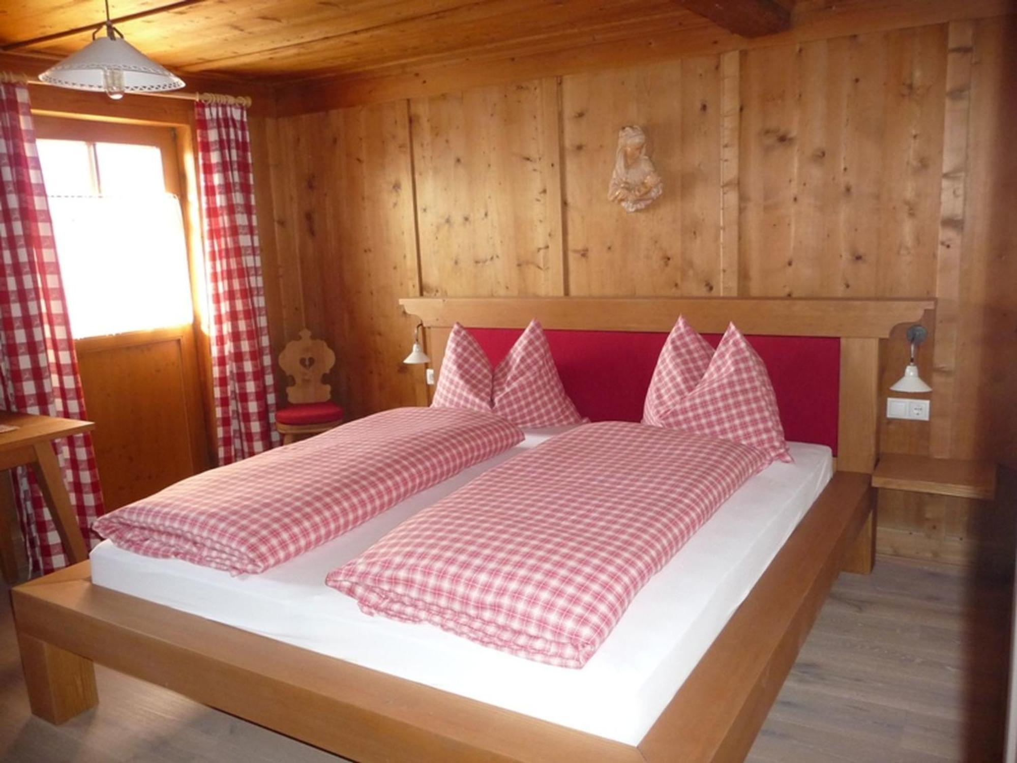 Berggasthaus Agritur Moserhof Braies  Pokój zdjęcie